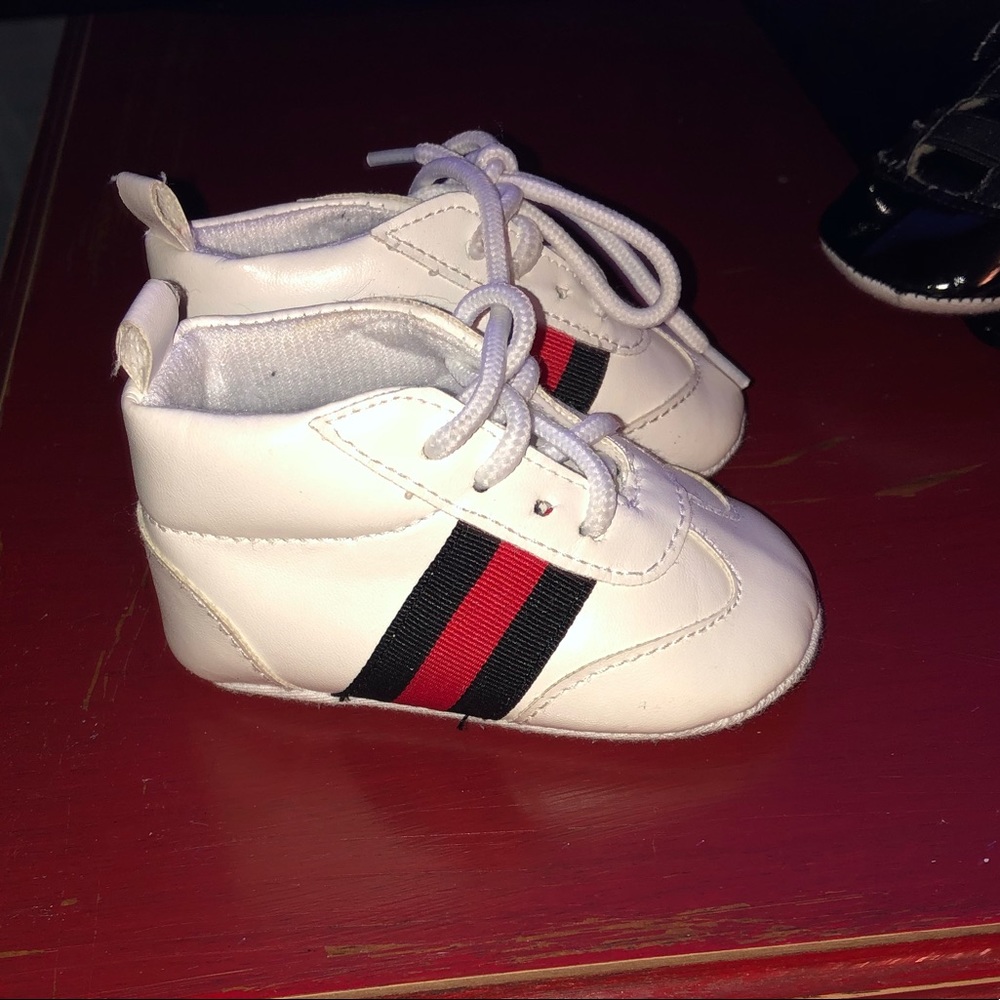 Baby Gucci crib shoes